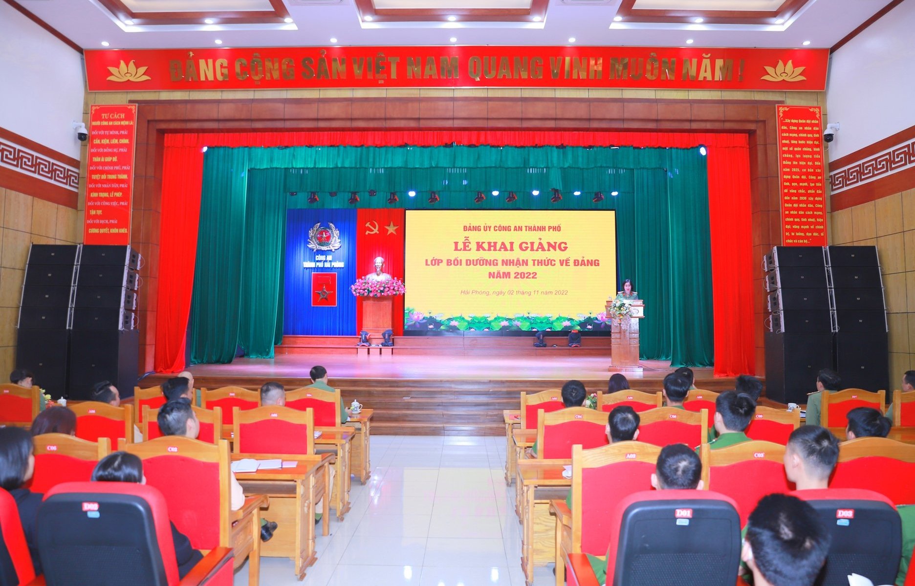 Khai giảng lớp bồi dưỡng nhận thức về Đảng năm 2022